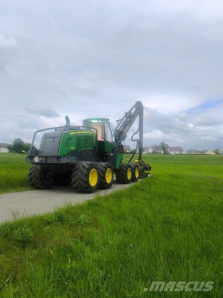 John Deere 1270G 8WD Θεριζοαλωνιστικές μηχανές