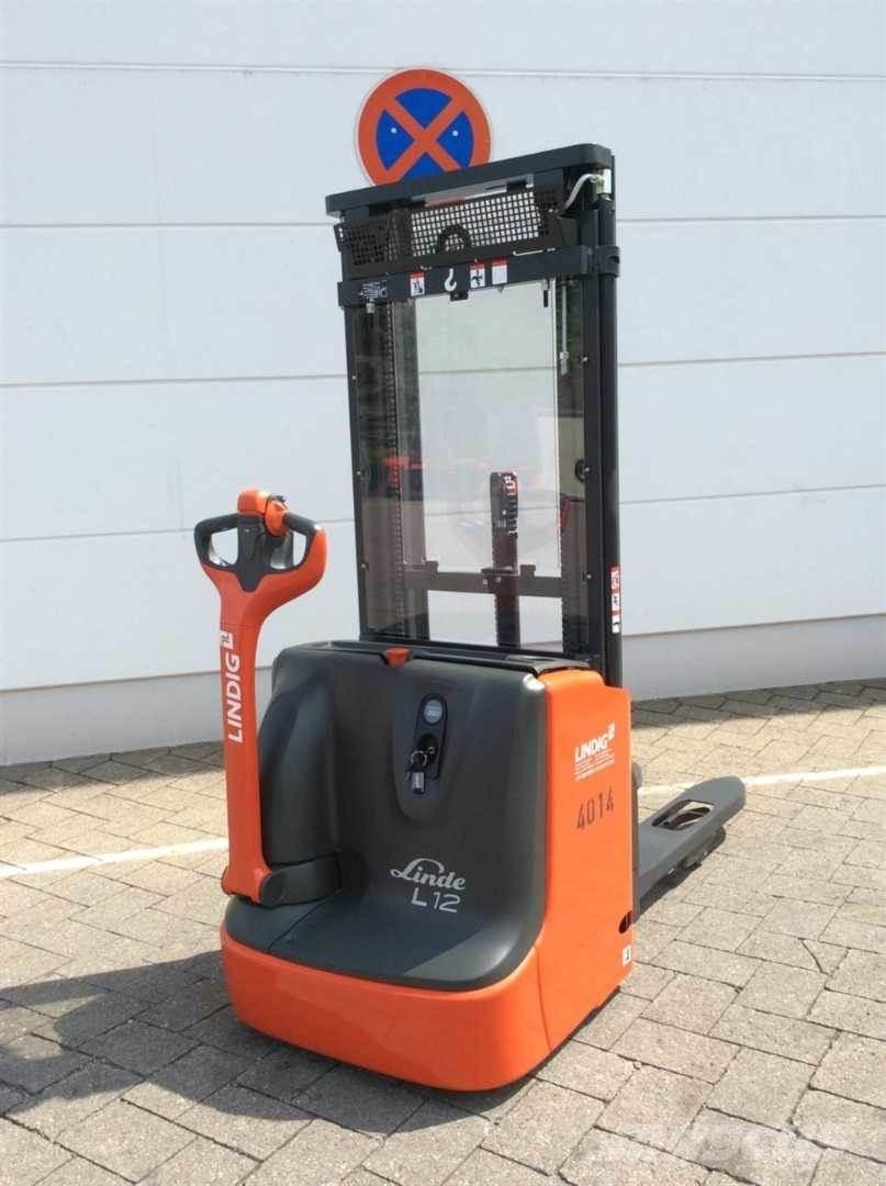 Linde L12I Παλετοφόρα πεζού χειριστή με ιστό