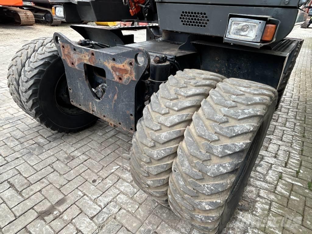 Hitachi ZX 140 W Εκσκαφείς με τροχούς - λάστιχα