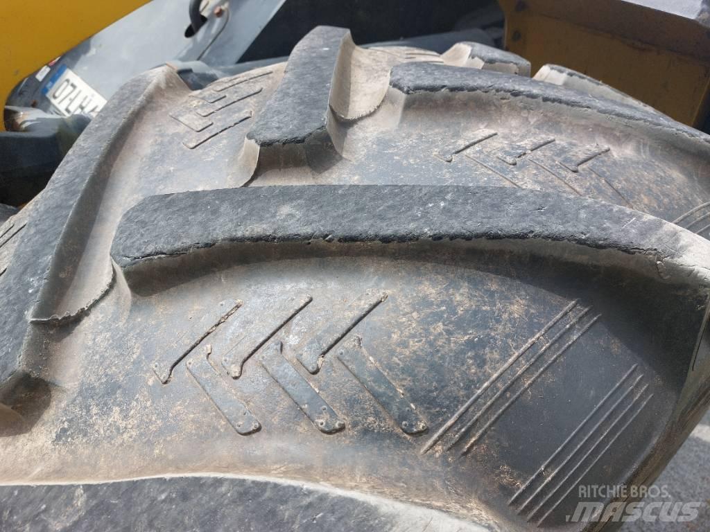 Komatsu WA320-5 Φορτωτές με λάστιχα (Τροχοφόροι)