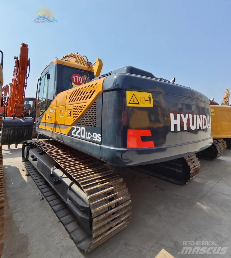 Hyundai R220LC-9S Εκσκαφείς με ερπύστριες