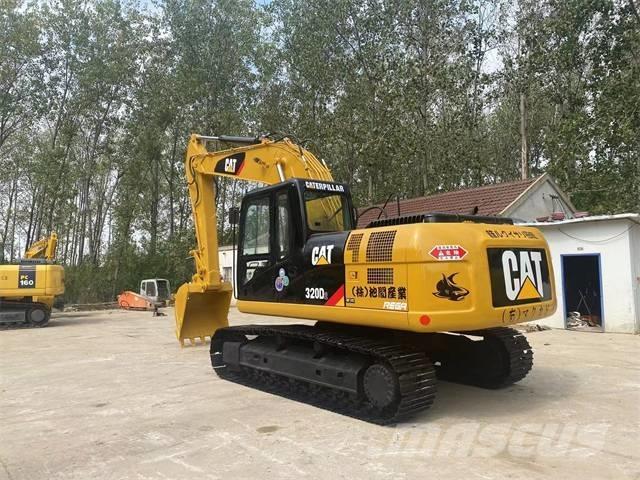 CAT 320D2 Εκσκαφείς με ερπύστριες