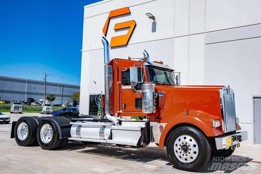 Kenworth W 900 Τράκτορες