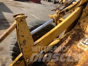 CAT 910 Φορτωτές με λάστιχα (Τροχοφόροι)