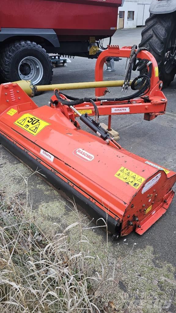 Maschio Giraffa 210 Χορτοκοπτικά και κορυφολόγοι βοσκοτόπων