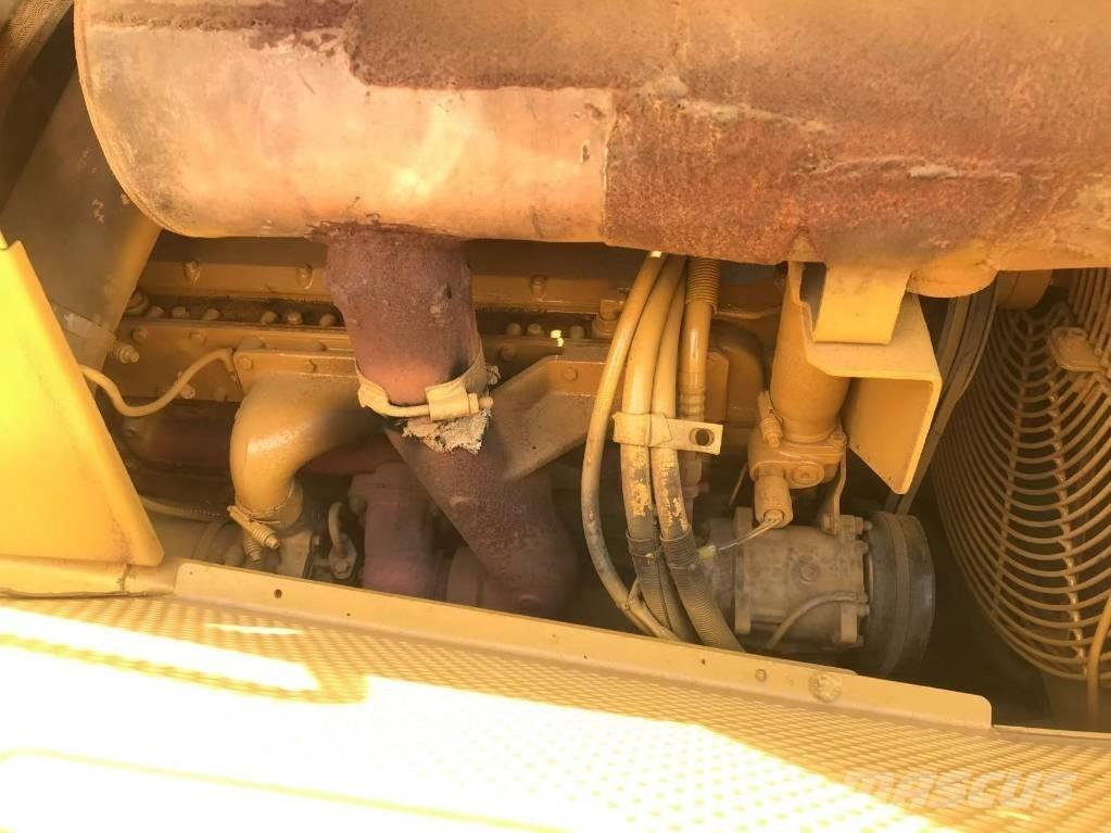 CAT D 6 G Μπουλντόζες με ερπύστριες