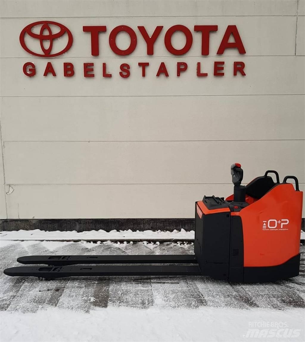 Toyota LPE 250 Χειροκίνητο περονοφόρο ανυψωτικό