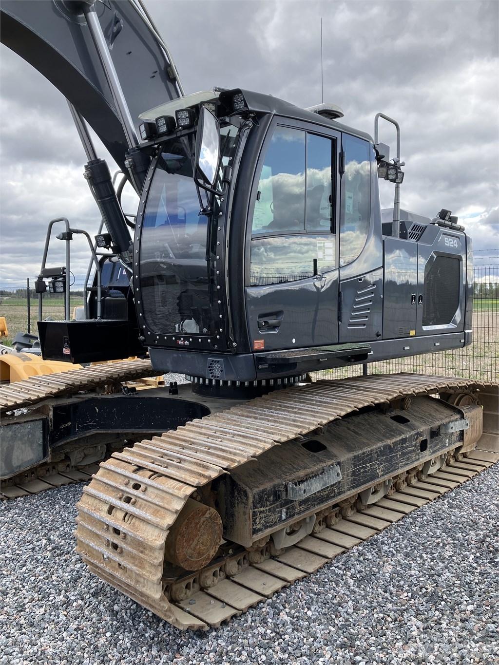 Liebherr R924 Εκσκαφείς με ερπύστριες