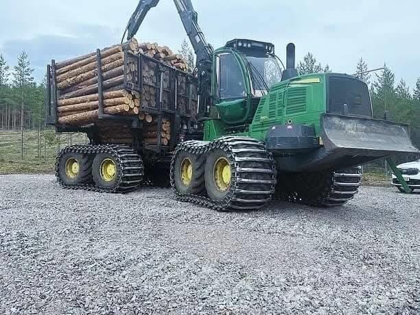 John Deere 1910 Μεταφορείς ξυλείας