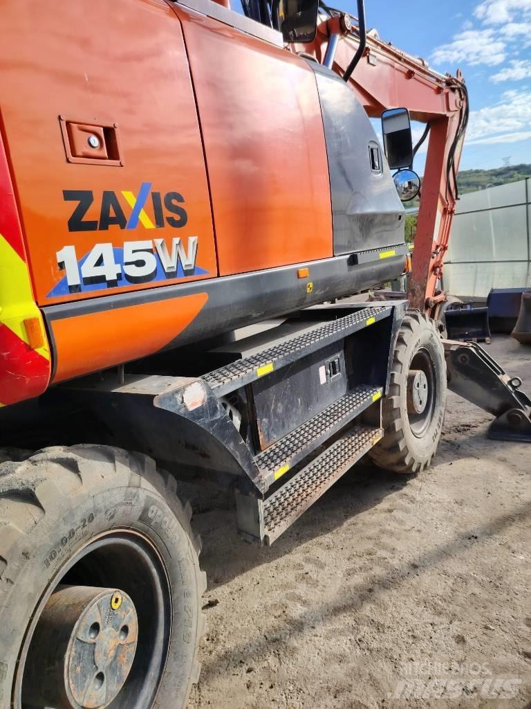 Hitachi ZX 145 Εκσκαφείς με τροχούς - λάστιχα