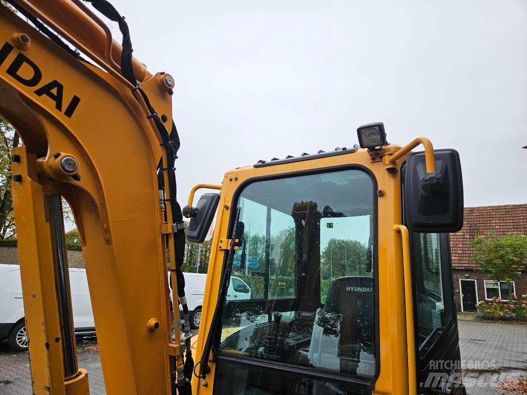 Hyundai Robex 25-9 Εκσκαφάκι (διαβολάκι) < 7t