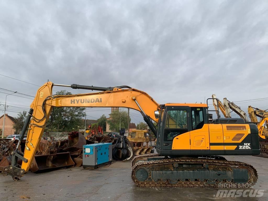 Hyundai HX 220 L Εκσκαφείς με ερπύστριες
