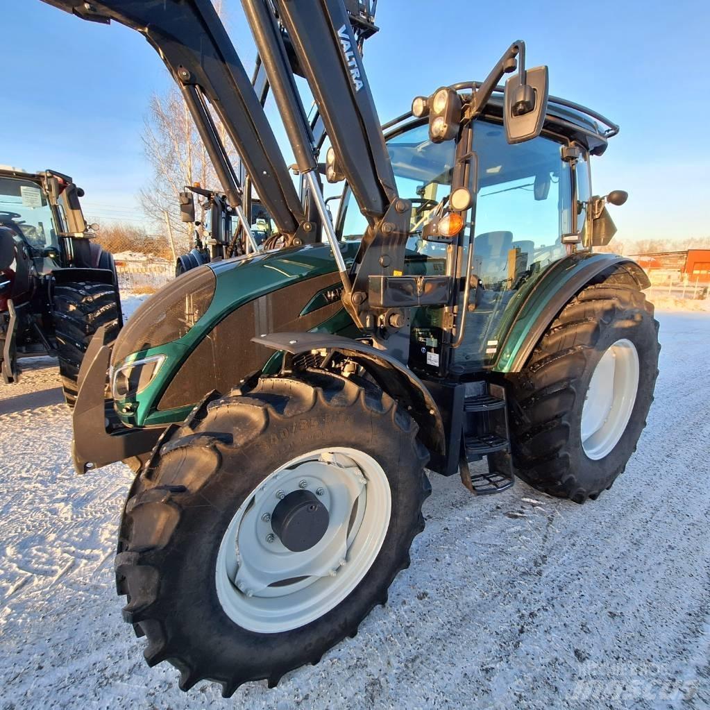 Valtra A114 MH4+L Τρακτέρ