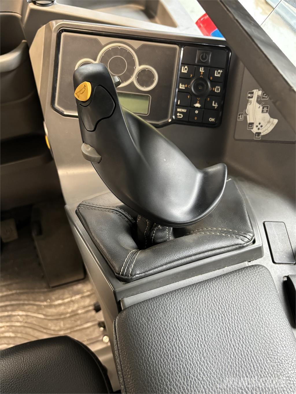 Atlet UHD200 Ανυψωτικά στενών δρόμων