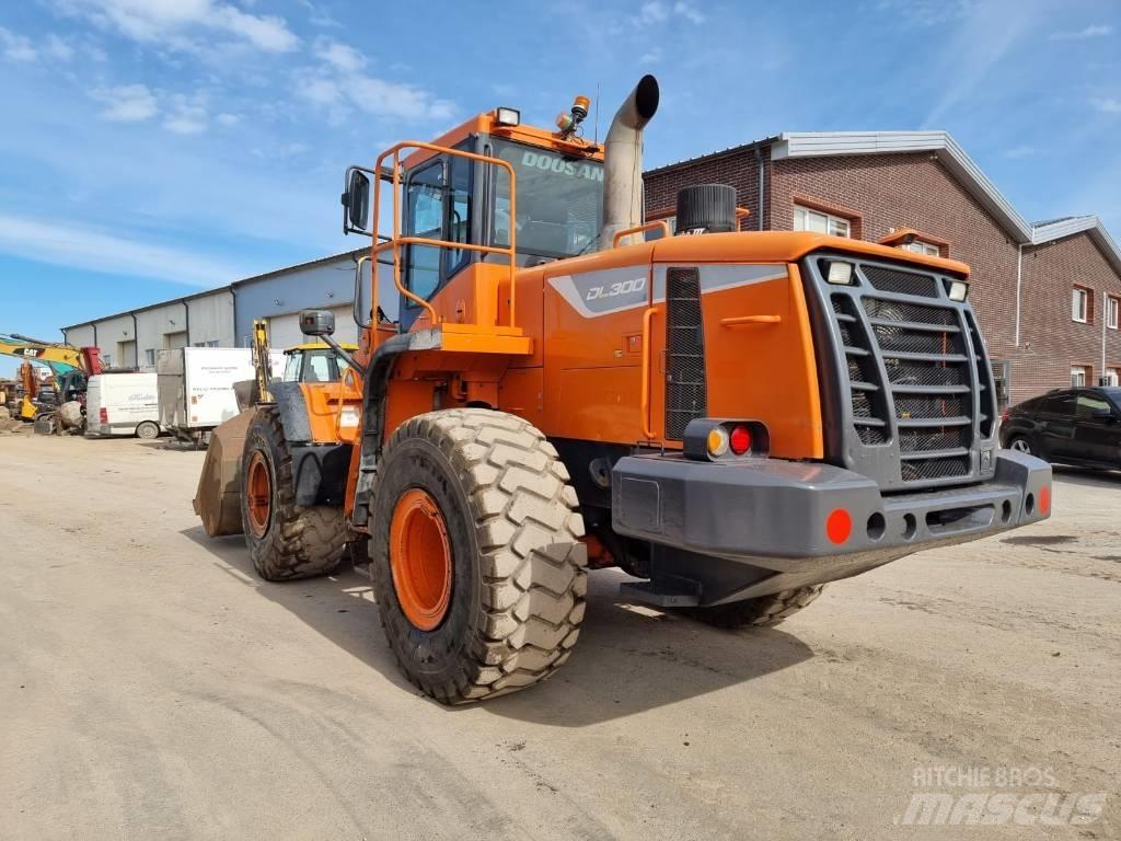 Doosan DL 300-5 Φορτωτές με λάστιχα (Τροχοφόροι)