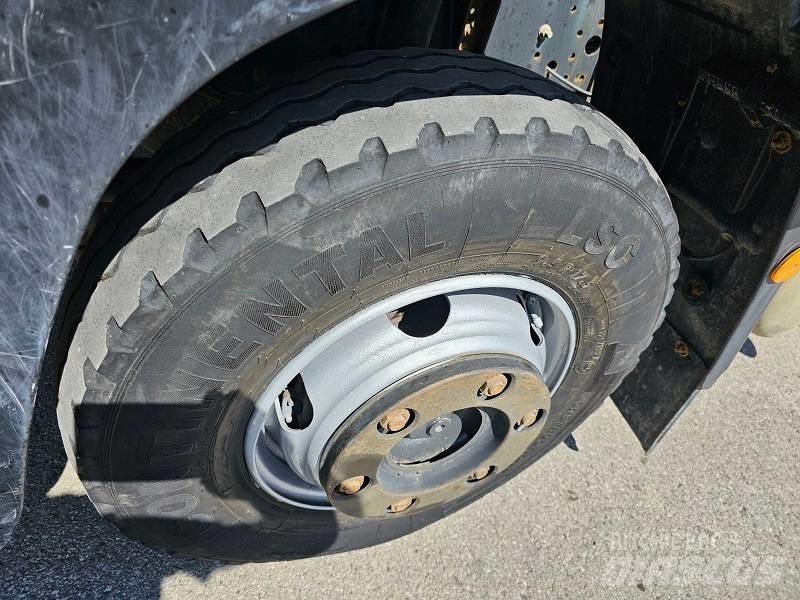 Iveco 80E 18 Φορτηγά Kαρότσα με ανοιγόμενα πλαϊνά