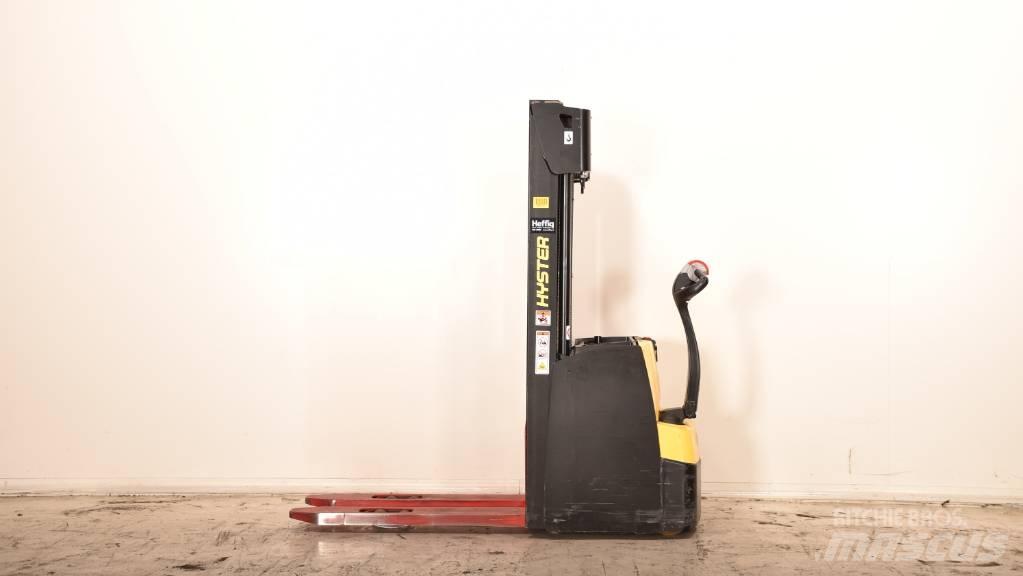Hyster S 1.6 Παλετοφόρα πεζού χειριστή με ιστό