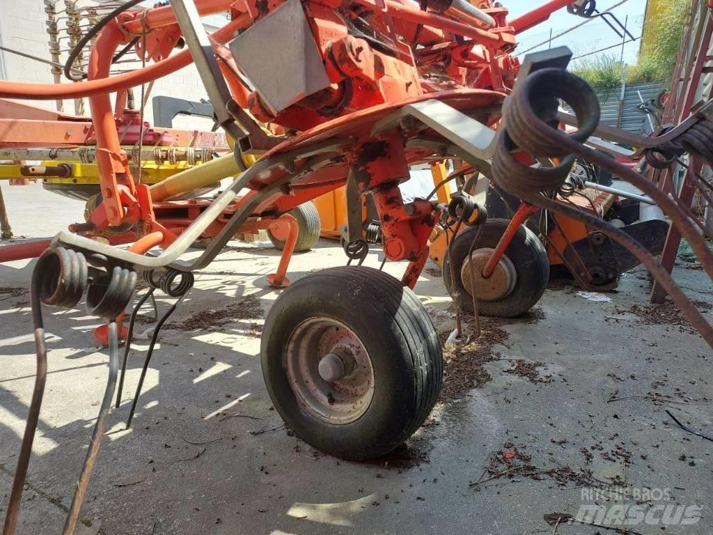 Fella TH 680 Τσουγκράνες και χορτοξηραντικές μηχανές