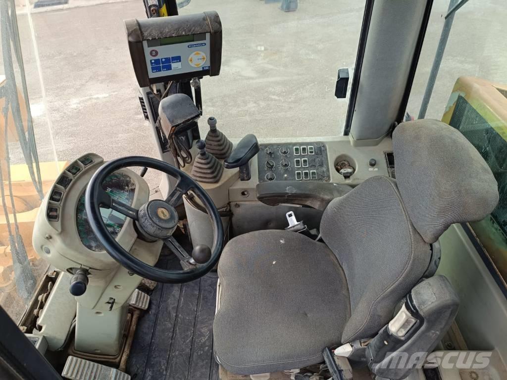 CASE 821C Φορτωτές με λάστιχα (Τροχοφόροι)