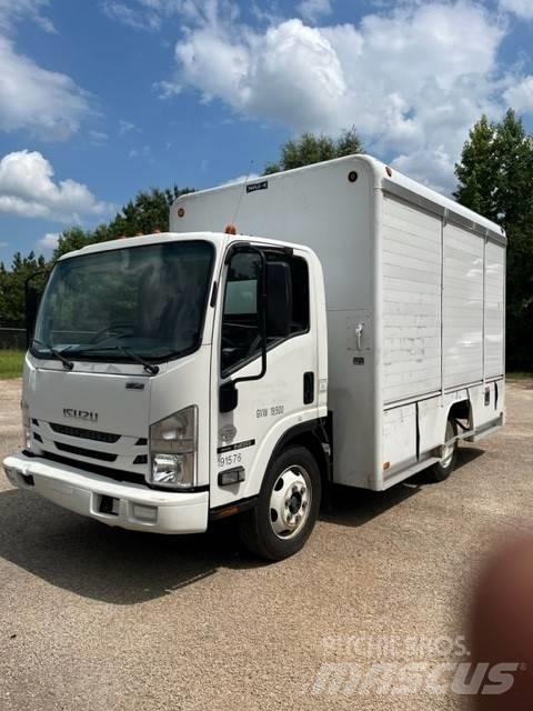 Isuzu NRR Φορτηγά μεταφοράς ποτών
