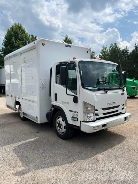 Isuzu NRR Φορτηγά μεταφοράς ποτών