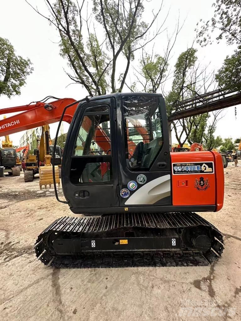 Hitachi 70 Εκσκαφείς με ερπύστριες