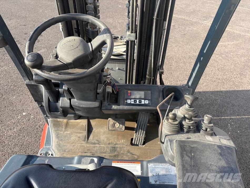 Toyota 8 FBET 15 Ηλεκτρικά περονοφόρα ανυψωτικά κλαρκ