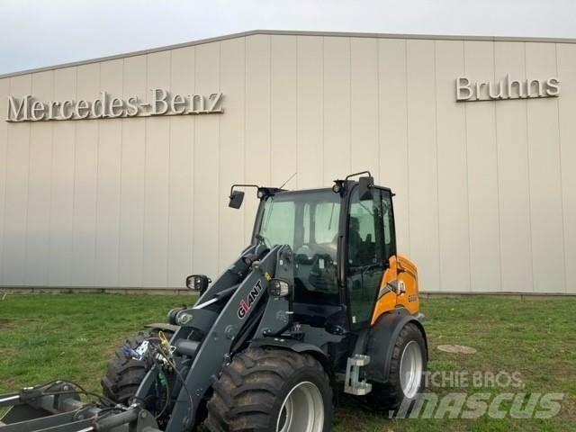 GiANT G5000 Φορτωτές με λάστιχα (Τροχοφόροι)