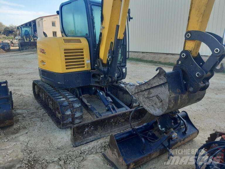 New Holland E 60 C Εκσκαφάκι (διαβολάκι) < 7t