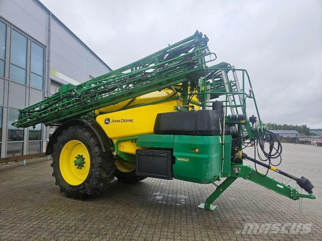 John Deere M692i Ρυμουλκούμενα ψεκαστικά