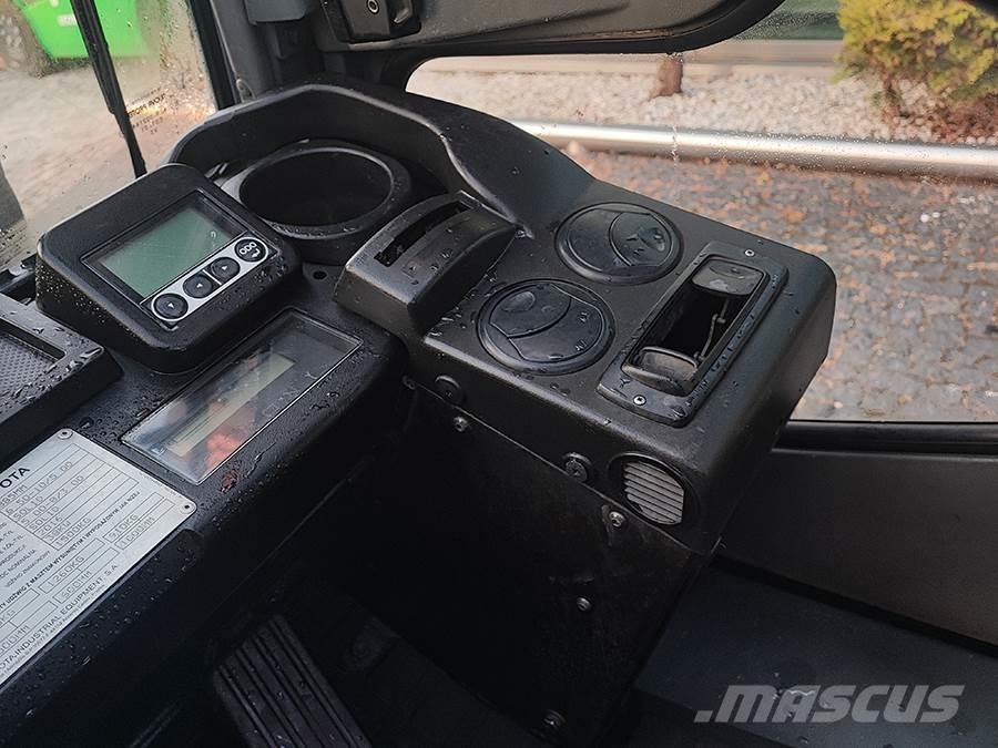 Toyota 02-8FGF15 Περονοφόρα ανυψωτικά κλαρκ με φυσικό αέριο LPG