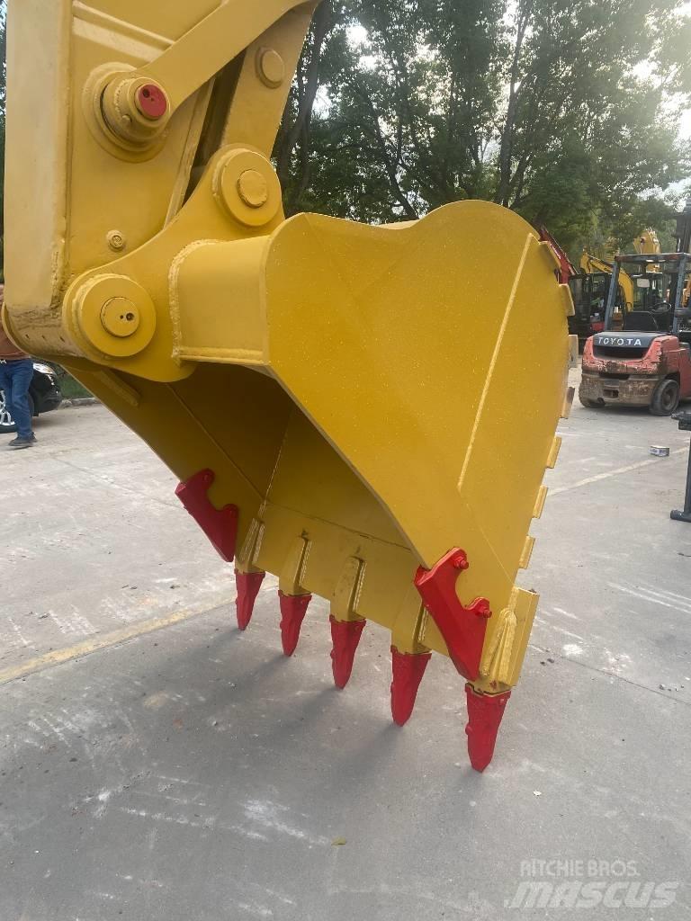 CAT 330 B Εκσκαφείς με ερπύστριες