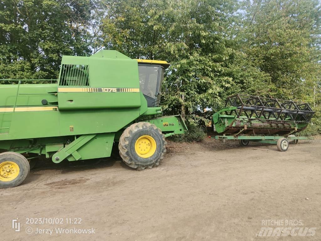 John Deere 1075 Θεριζοαλωνιστικές μηχανές