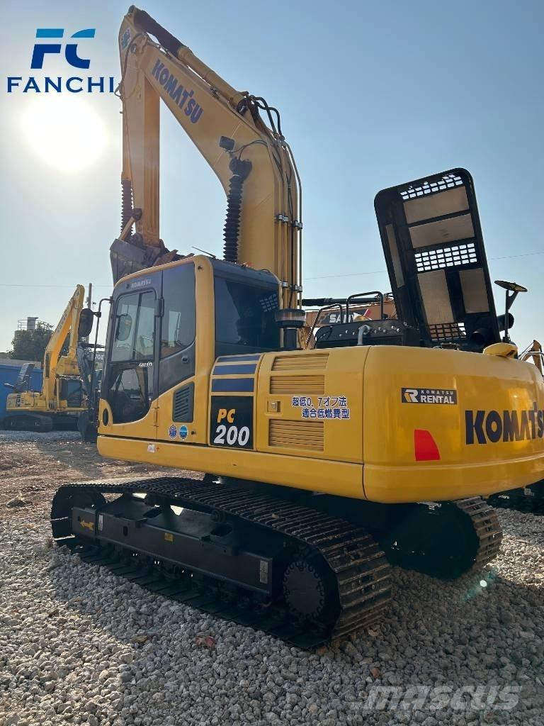 Komatsu PC 200-8 Εκσκαφείς με ερπύστριες