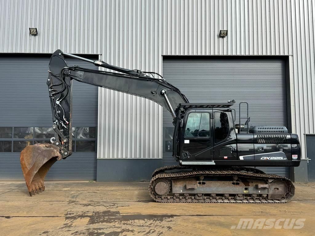 Doosan DX225LC-5 Εκσκαφείς με ερπύστριες