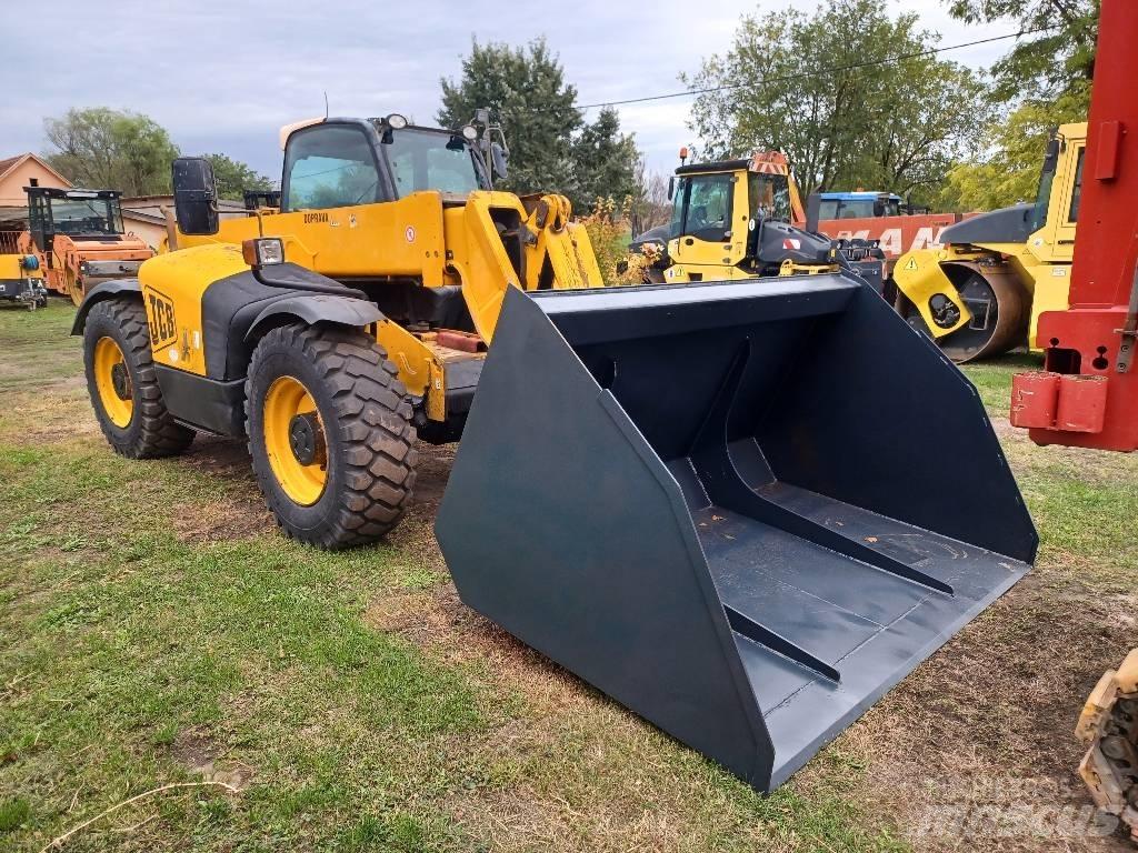 JCB 541-70 Συστήματα τηλεχειρισμού για τη γεωργία
