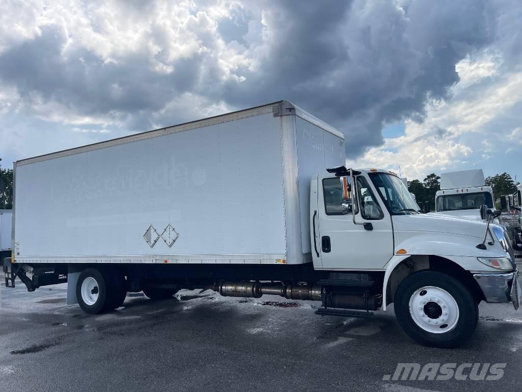International 4300 Φορτηγά Κόφα
