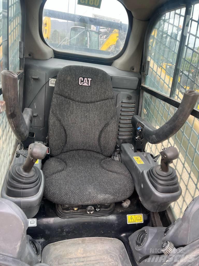 CAT 262 D Φορτωτάκια