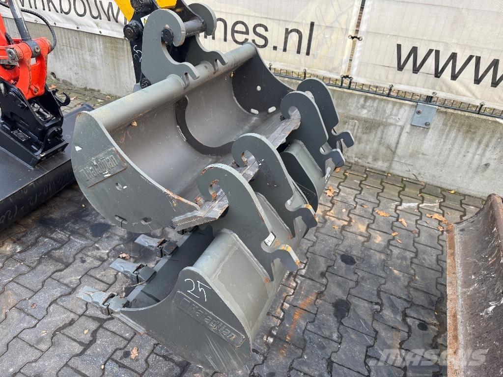 Komatsu PC 26 MR-3 Εκσκαφάκι (διαβολάκι) < 7t