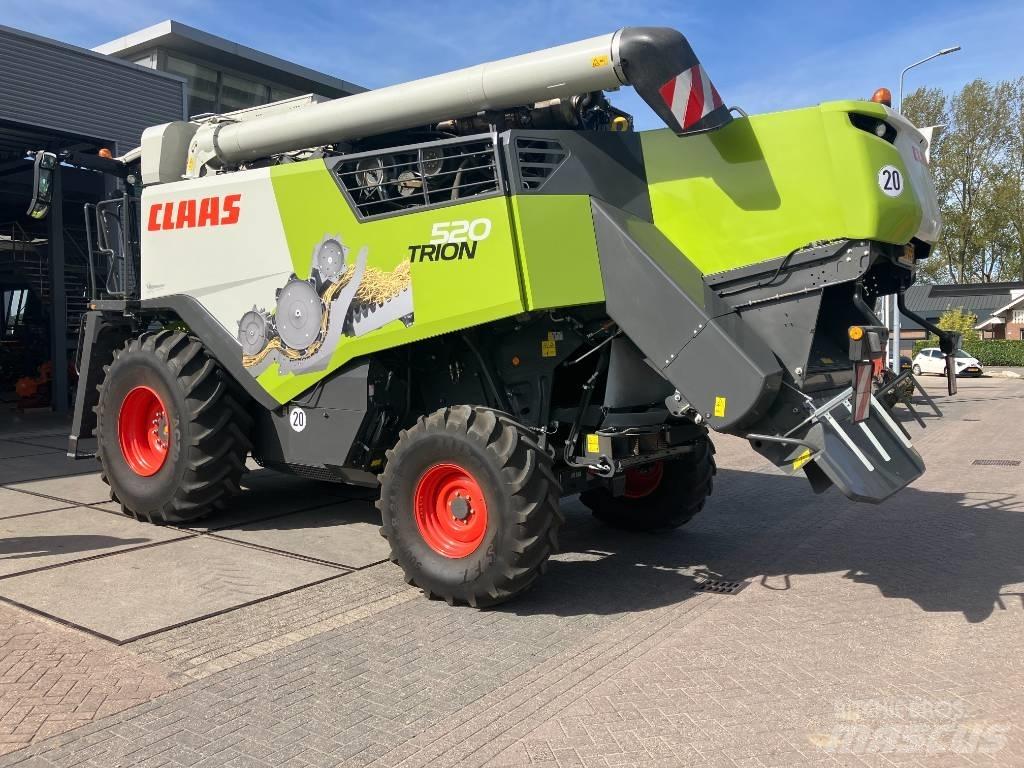 CLAAS Trion 520 Θεριζοαλωνιστικές μηχανές