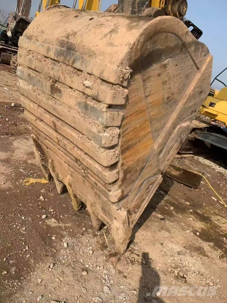 Komatsu PC 450-8 Εκσκαφείς με ερπύστριες
