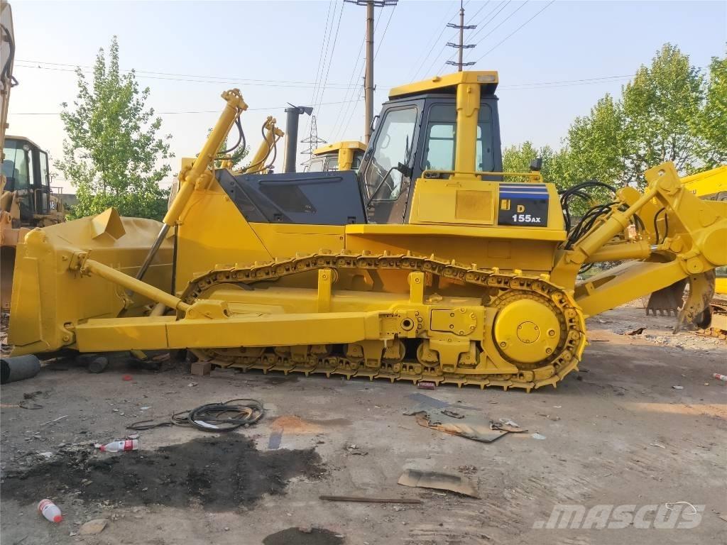 Komatsu D155AX-5 Μπουλντόζες με ερπύστριες