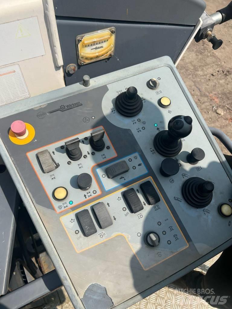 Wirtgen W 220 Επεξεργασίας επίστρωσης ασφάλτου