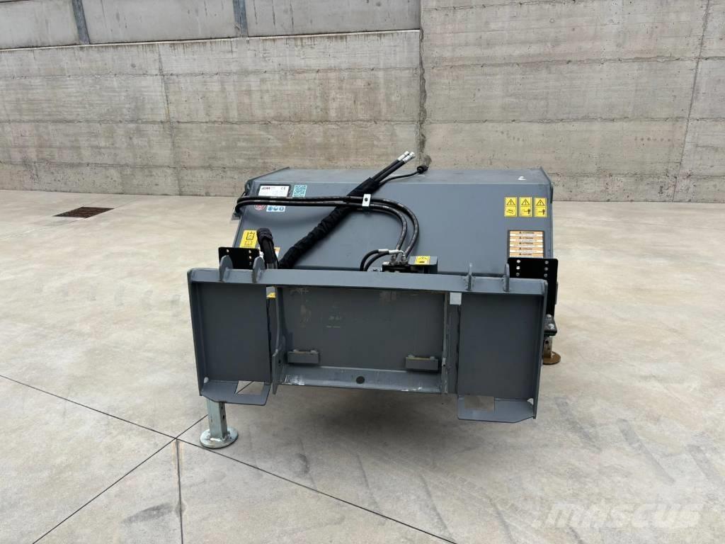 CM CSA 125 Σκούπες