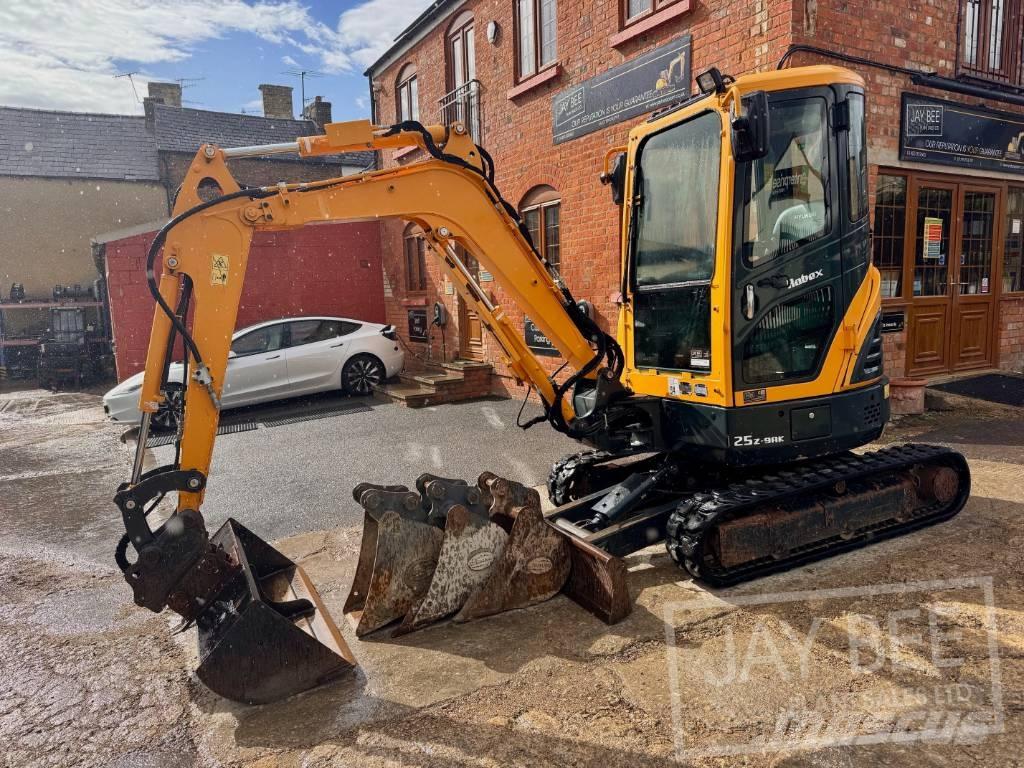 Hyundai R25Z-9 AK Εκσκαφάκι (διαβολάκι) < 7t