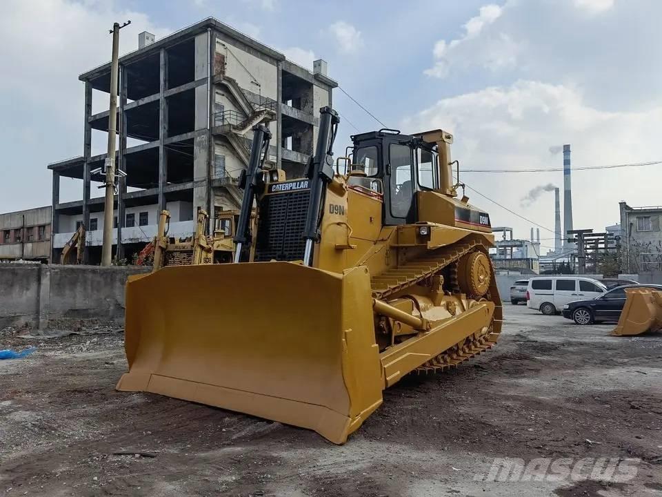 CAT D9N Μπουλντόζες με ερπύστριες
