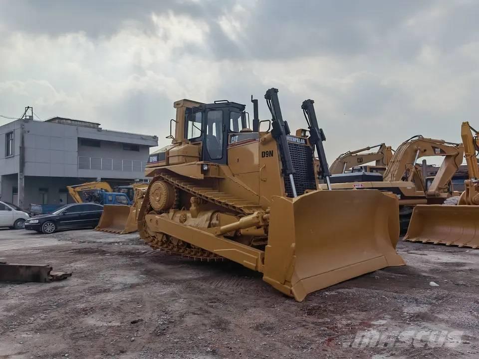 CAT D9N Μπουλντόζες με ερπύστριες