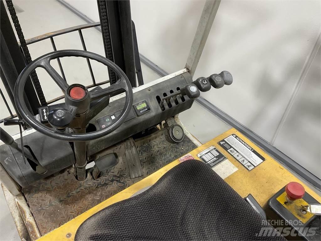 Komatsu FB20M-2E Ηλεκτρικά περονοφόρα ανυψωτικά κλαρκ