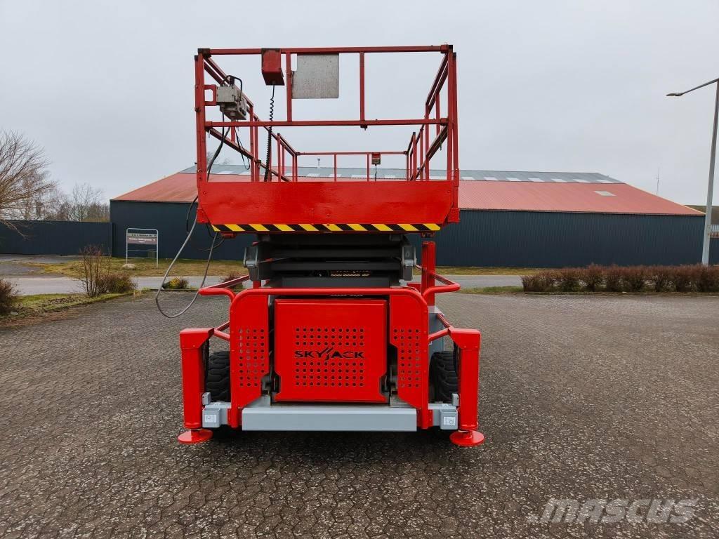 SkyJack SJ 9250 RT Ανυψωτήρες ψαλιδωτής άρθρωσης
