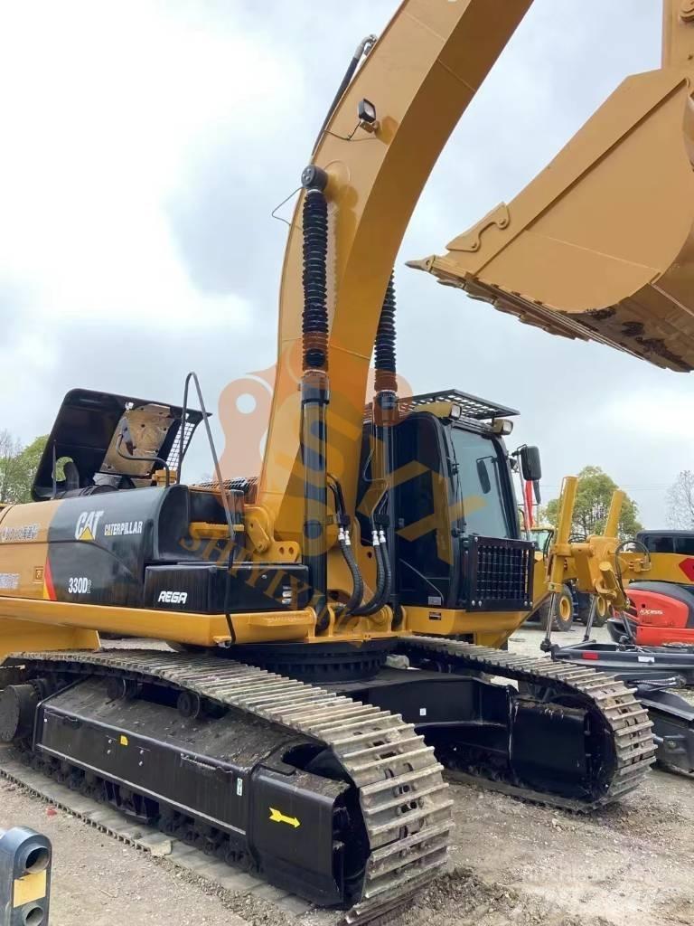CAT 330 D2 Εκσκαφείς με ερπύστριες